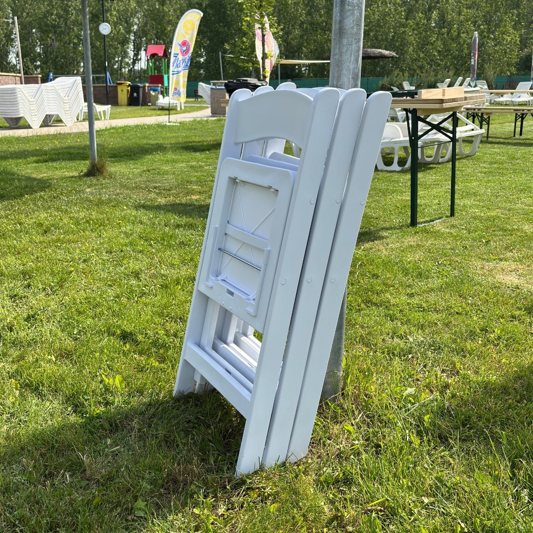 Skladacia Stolička s Mäkkým Sedadlom, 4ks