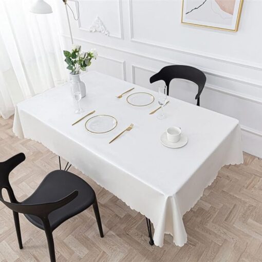 PU obrus 140 × 140 cm – vodoodolný a olejoodolný